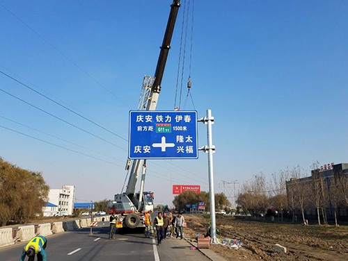 玉溪玉溪道路护栏网网片该如何进行正确的选购呢？